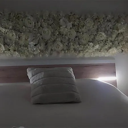 Imádnivaló Kislakás * Budapest